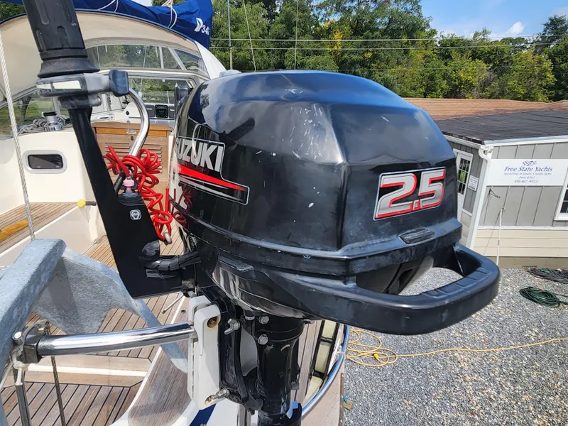 Slide: The Image of Suzuki 2.5 outboard motor on 2016 Hallberg-Rassy 342 sailboat deck. - 43