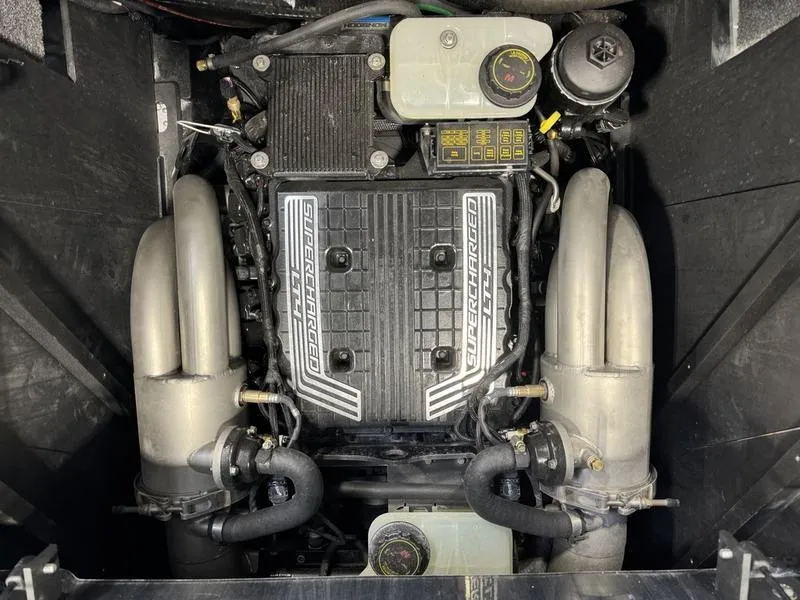 Slide: The Image of 2022 Malibu 25 LSV engine with supercharger, detailed view. - 3