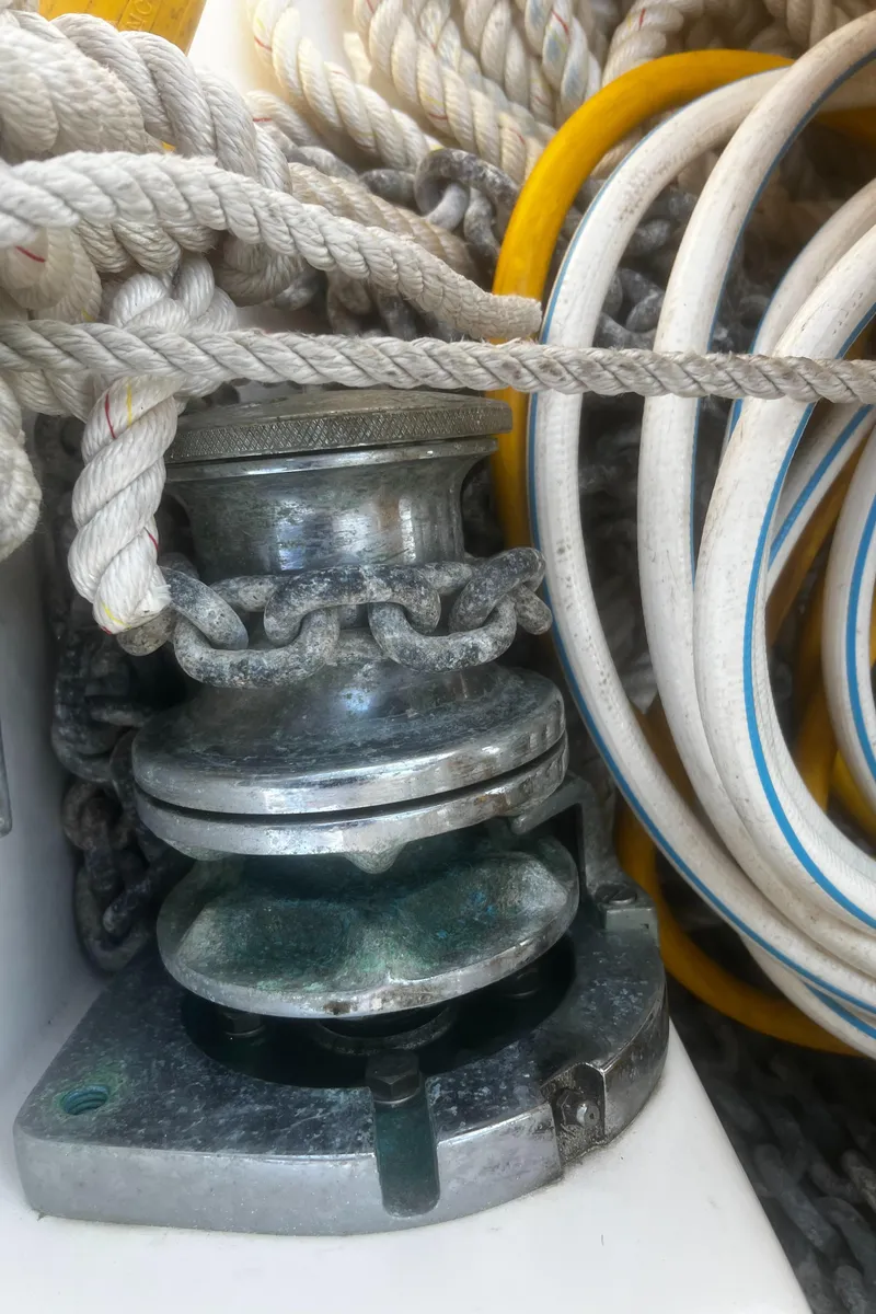 Slide: The Image of Winch and ropes on a 1990 Catalina 42 sailboat. - 8