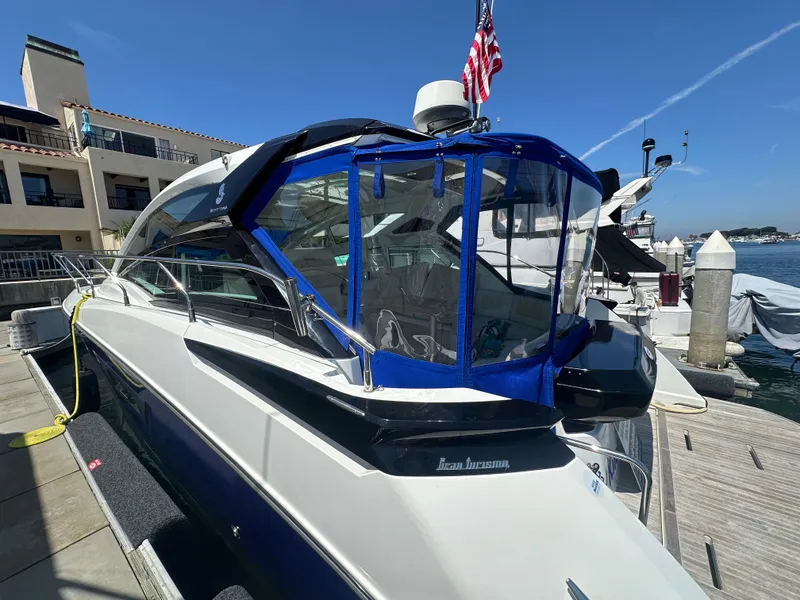 Slide: The Image of Beneteau Gran Turismo 40 2016 - 15