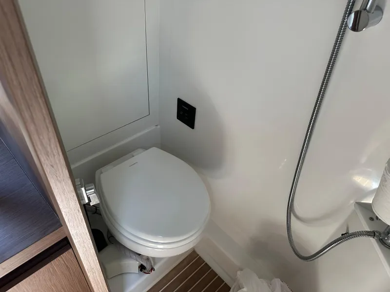 Slide: The Image of Beneteau Gran Turismo 40 2016 - 33