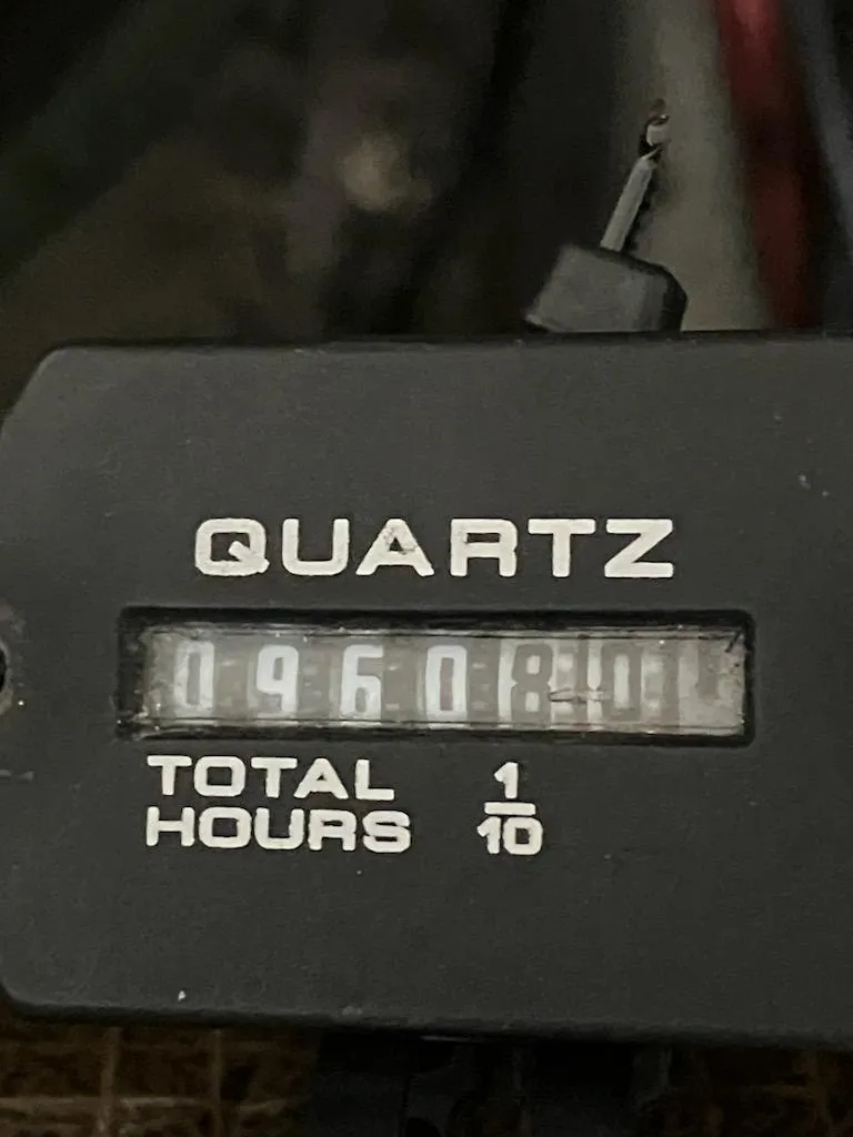 Slide: The Image of Hour meter reading 9608.1 on 2000 Albemarle 280 Express Fisherman. - 49