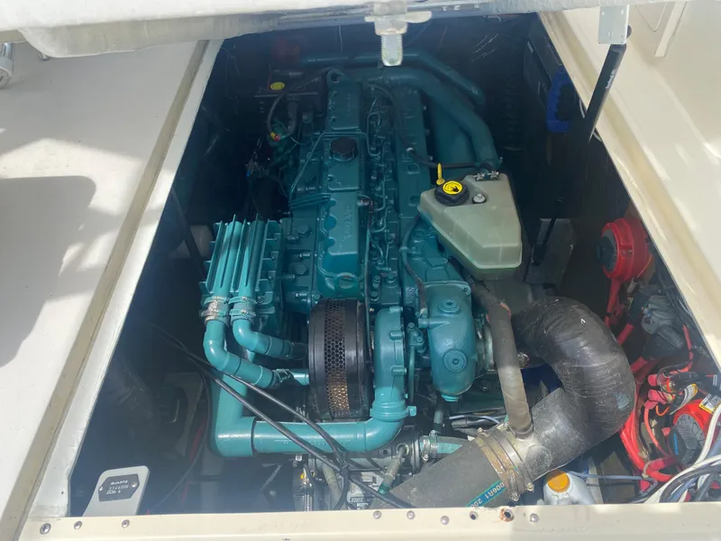 Slide: The Image of Albemarle 280 Express Fisherman 2000 - 53