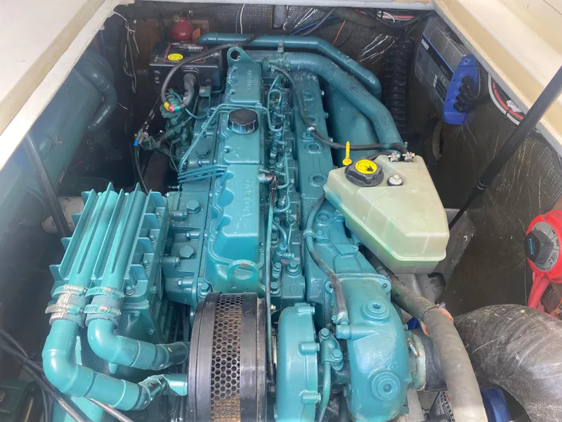 Slide: The Image of Albemarle 280 Express Fisherman 2000 - 55