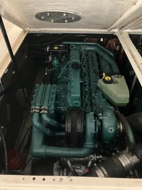 Slide: The Image of Albemarle 280 Express Fisherman 2000 - 57