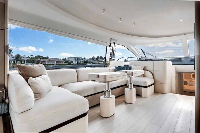 Slide: The Image of Azimut 68 2023 - 25