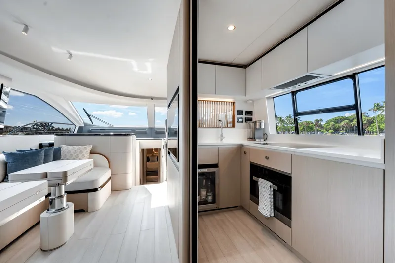 Slide: The Image of Azimut 68 2023 - 27