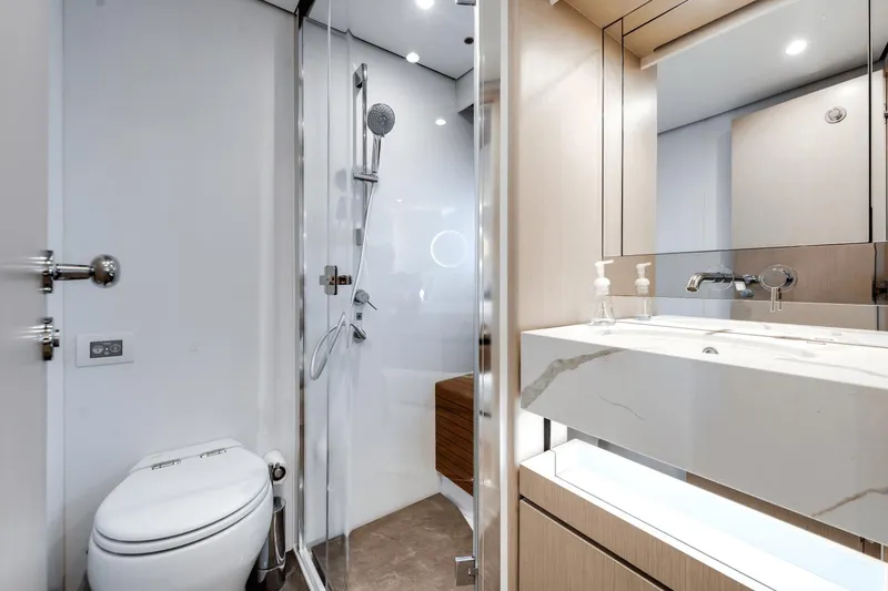 Slide: The Image of Azimut 68 2023 - 44