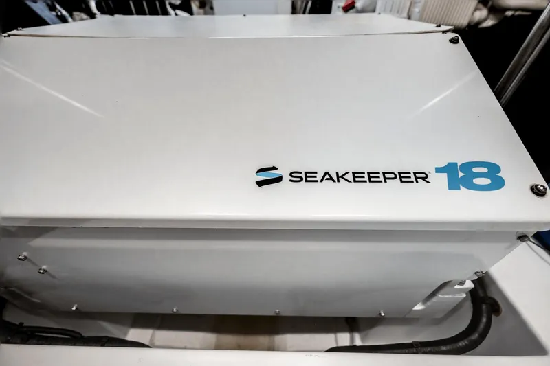 Slide: The Image of Azimut 68 2023 - 66