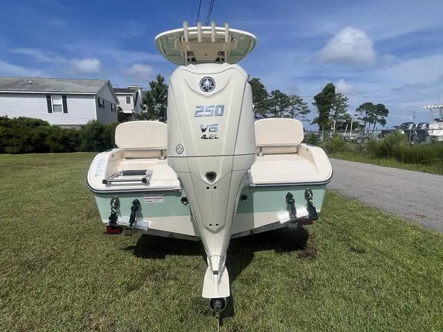 Slide: The Image of Grady-White 231 Coastal Explorer 2025 - 5