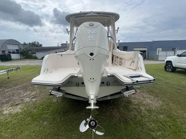 Slide: The Image of Grady-White Freedom 235 2025 - 5