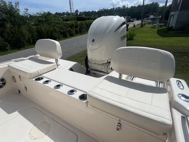 Slide: The Image of Grady-White 231 Coastal Explorer 2025 - 11