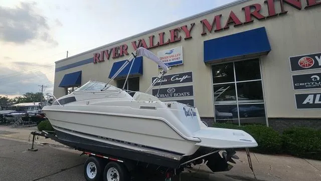 Slide: The Image of Bayliner 2655 Ciera 1998 - 2