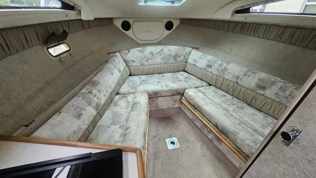 Slide: The Image of Bayliner 2655 Ciera 1998 - 13