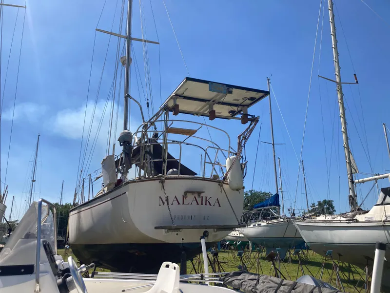 Slide: The Image of Island Packet 38 1987 - 57