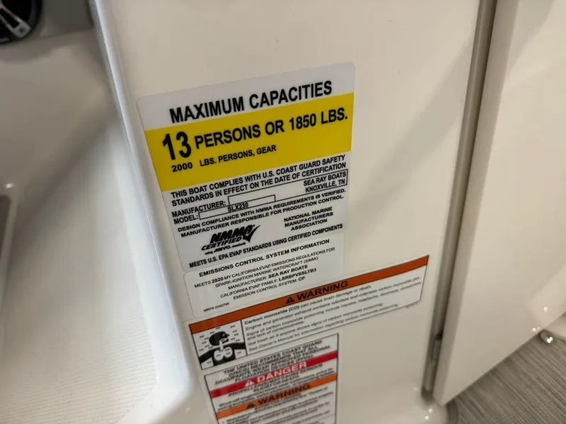 Slide: The Image of Capacity label on 2020 Sea Ray SLX 230 boat, max 13 people or 1850 lbs. - 7