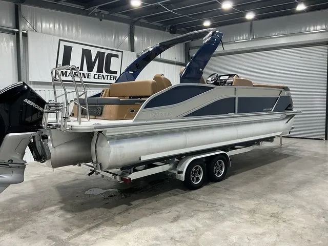 Slide: The Image of Harris Grand Mariner 250 SLDH 2025 - 5