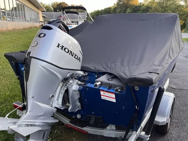 Slide: The Image of Lund 1675 Adventure Sport 2022 - 1