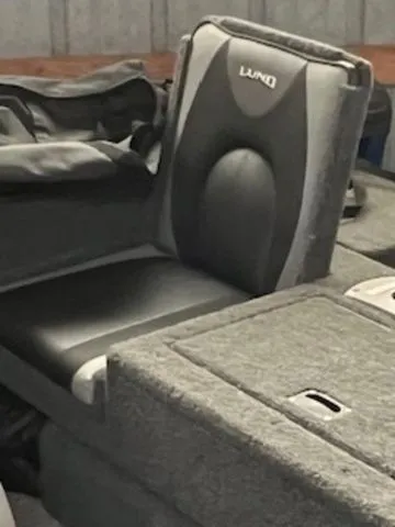 Slide: The Image of Lund 1675 Adventure Sport 2022 - 5