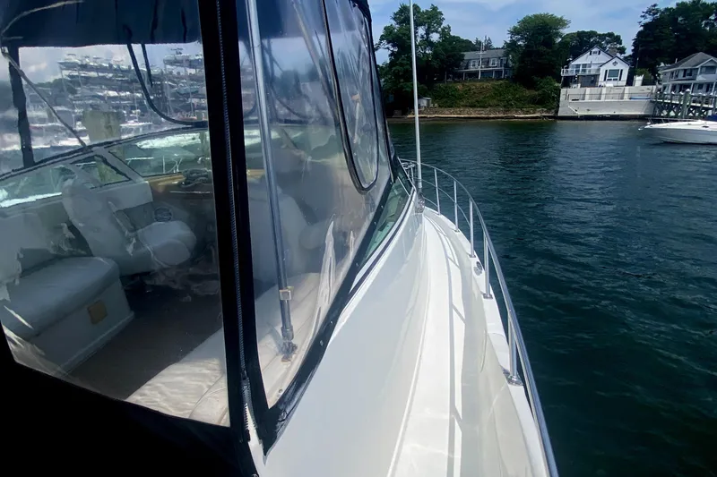 Slide: The Image of Carver 360 Mariner 2004 - 7