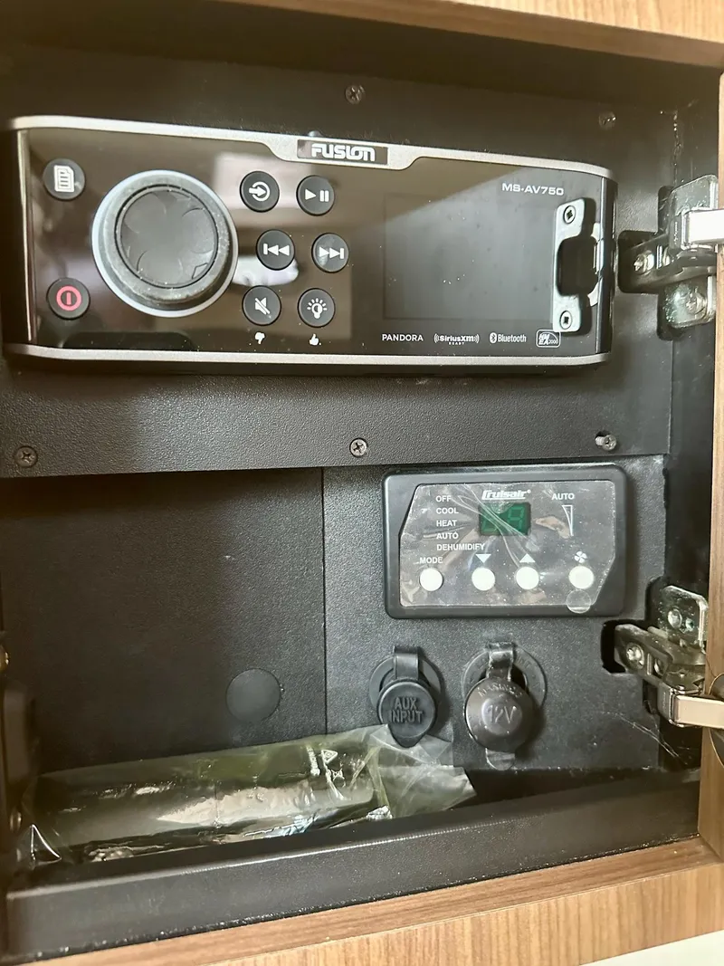 Slide: The Image of Fusion MS-AV750 stereo system in 2016 Boston Whaler 315 Conquest boat cabinet. - 27