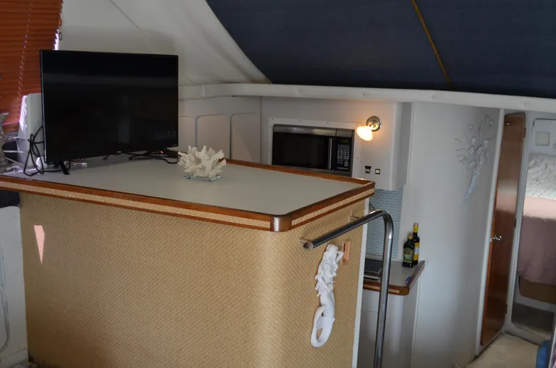 Slide: The Image of Trojan 11 Meter Convertible 1986 - 21