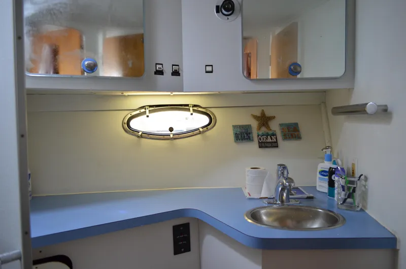 Slide: The Image of Trojan 11 Meter Convertible 1986 - 37