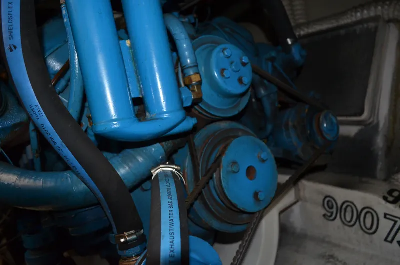 Slide: The Image of Trojan 11 Meter Convertible 1986 - 43