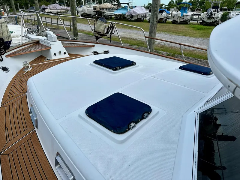 Slide: The Image of Sea Ranger 52 Cockpit MY 1986 - 3