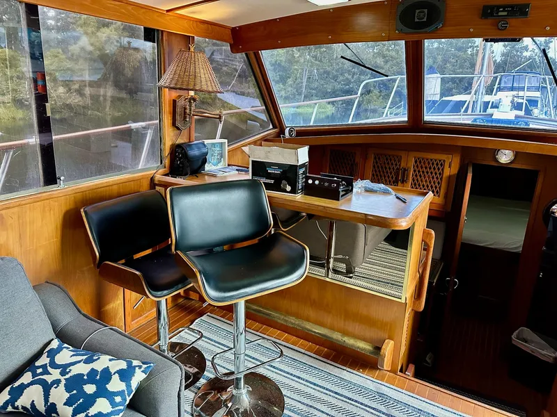 Slide: The Image of Sea Ranger 52 Cockpit MY 1986 - 9