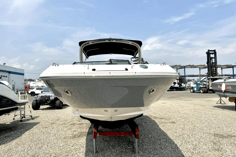 Slide: The Image of Sea Ray SDX 250 2023 - 3