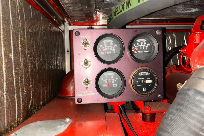 Slide: The Image of Engine control panel of a 1990 Sea Ray Sedan Bridge 500 yacht. - 40