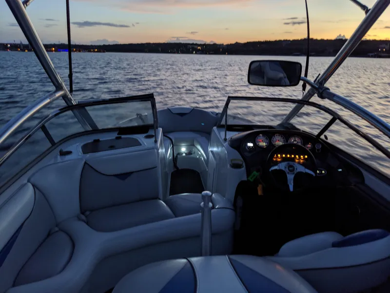 Slide: The Image of Tigé 22i 2008 - 5