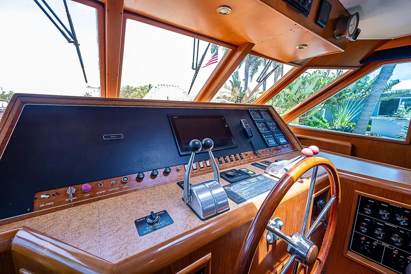 Slide: The Image of Offshore Yachts 62 Pilot House 2000 - 54