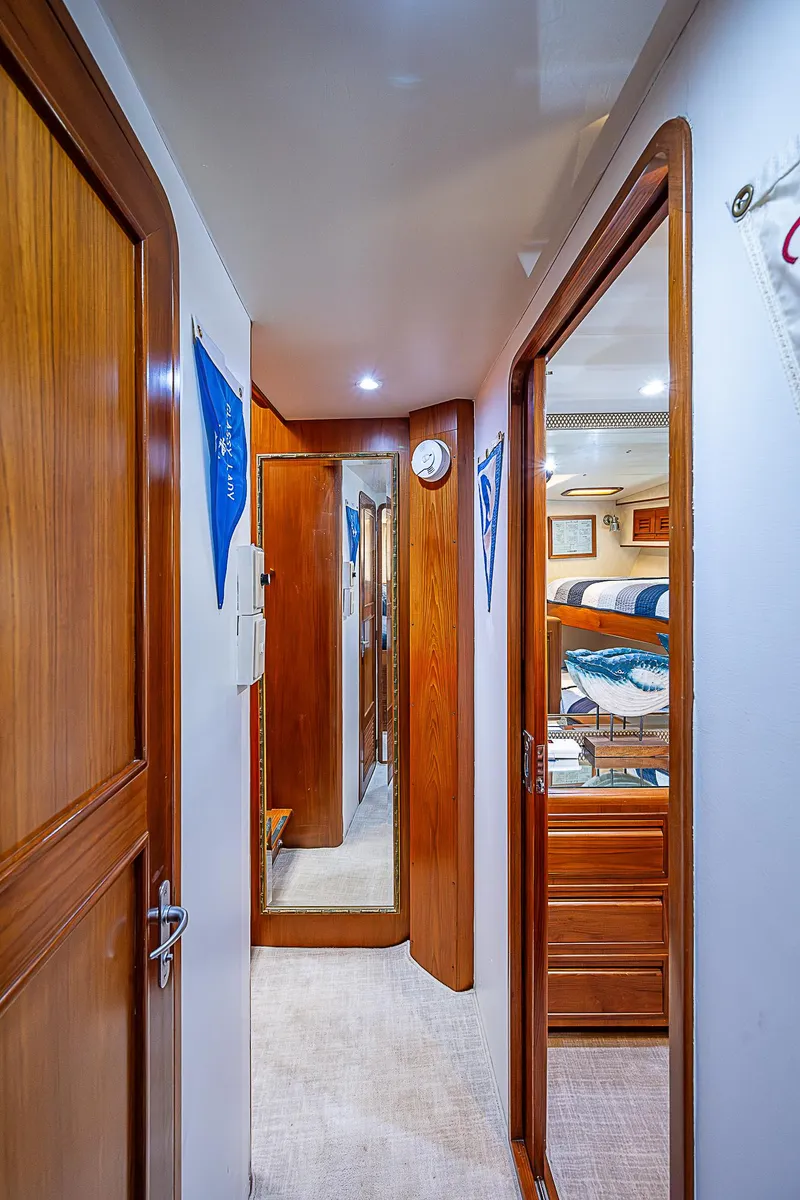 Slide: The Image of Offshore Yachts 62 Pilot House 2000 - 56