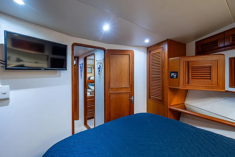 Slide: The Image of Offshore Yachts 62 Pilot House 2000 - 65