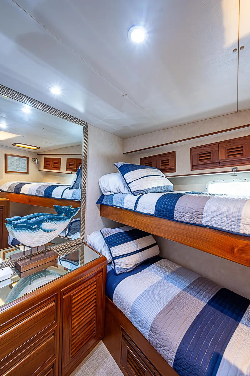 Slide: The Image of Offshore Yachts 62 Pilot House 2000 - 68