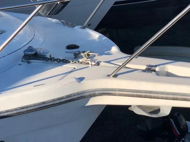 Slide: The Image of Bayliner 4087 Aft Cabin Motoryacht 2000 - 60