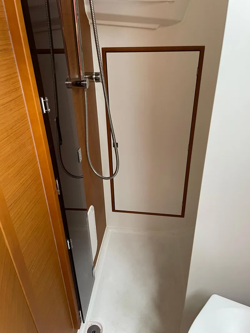 Slide: The Image of Jeanneau Sun Odyssey 349 2023 - 26