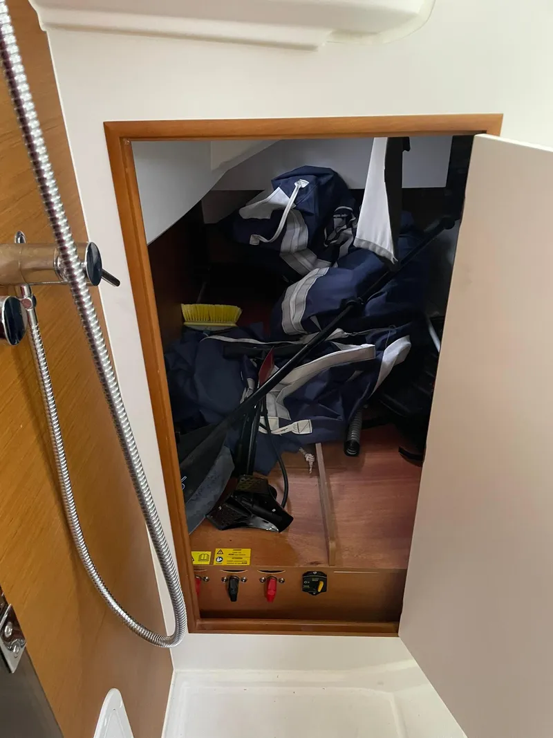 Slide: The Image of Jeanneau Sun Odyssey 349 2023 - 30