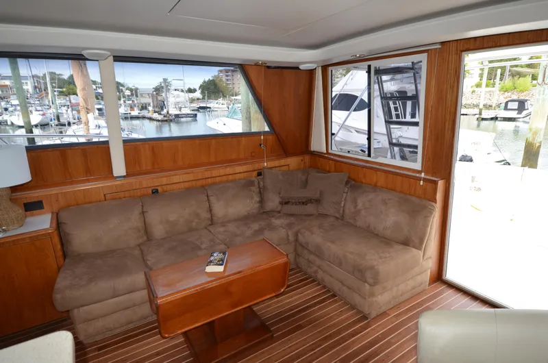 Slide: The Image of Salon - 11