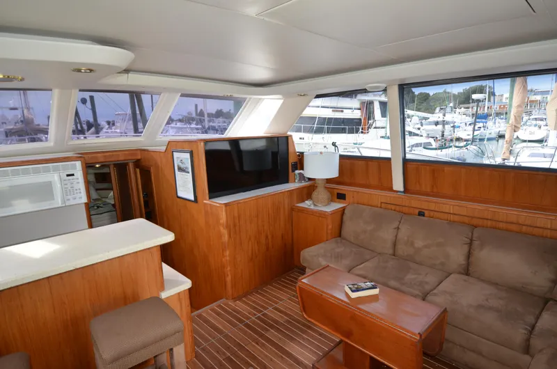 Slide: The Image of Salon - 12