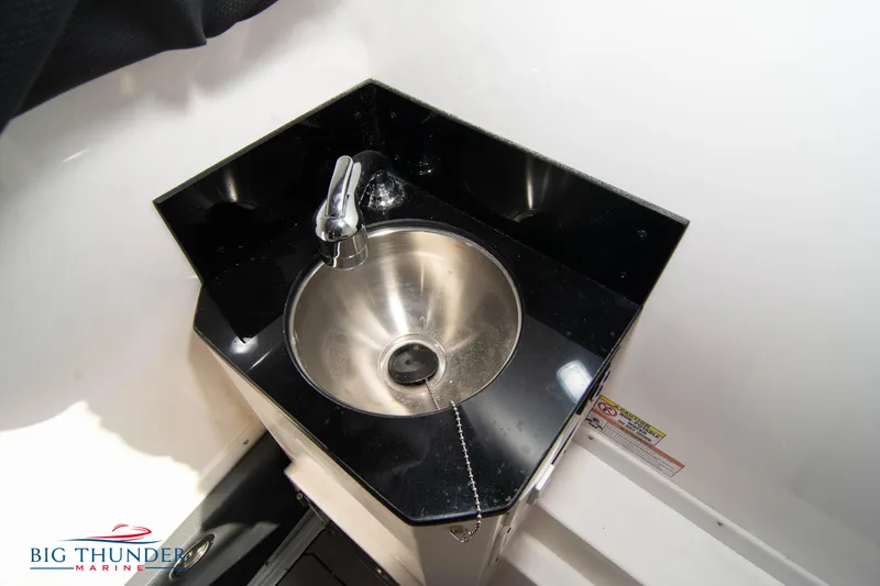 Slide: The Image of Glasstream 32 GSX 2024 - 56