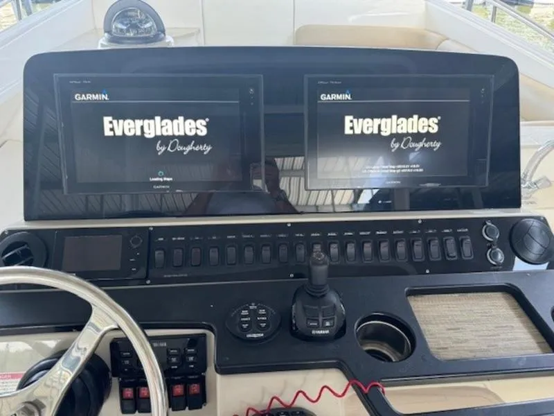 Slide: The Image of Everglades 360LXC 2016 - 51