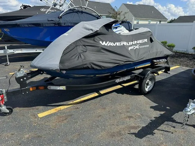 Slide: The Image of Yamaha FX Cruiser SVHO 2024 - 3