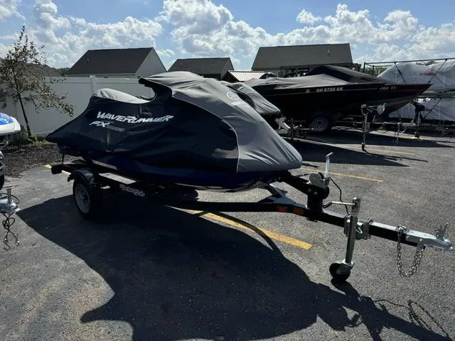 Slide: The Image of Yamaha FX Cruiser SVHO 2024 - 4