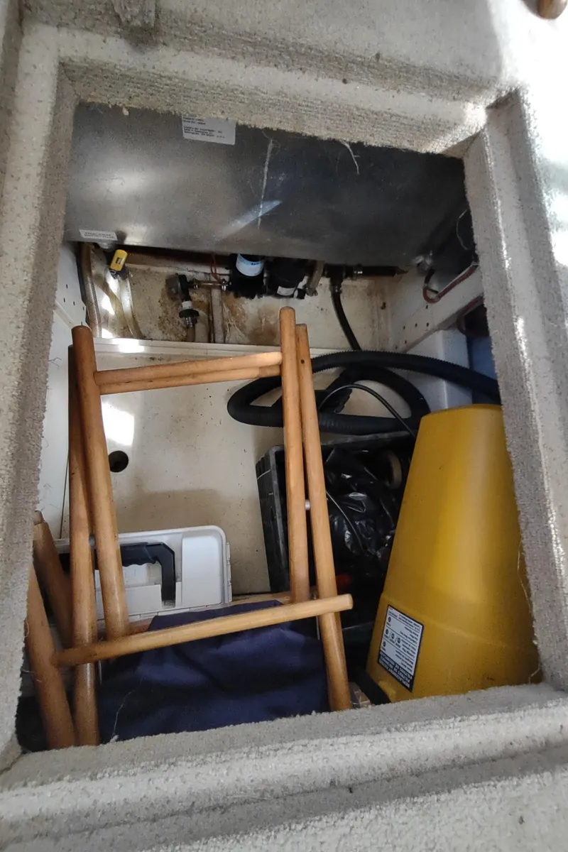 Slide: The Image of American Tug 34 2003 - 53