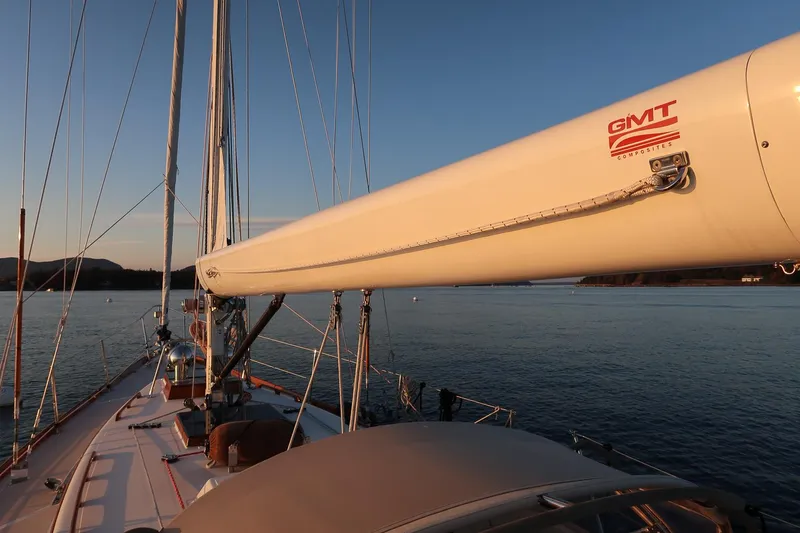 Slide: The Image of Hinckley Yachts Sou'wester 43 Sloop 1993 - 11