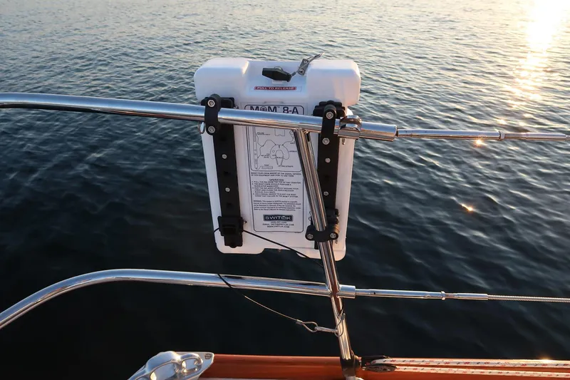 Slide: The Image of Hinckley Yachts Sou'wester 43 Sloop 1993 - 27