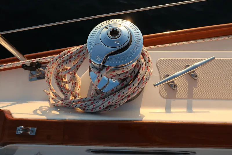 Slide: The Image of Hinckley Yachts Sou'wester 43 Sloop 1993 - 31